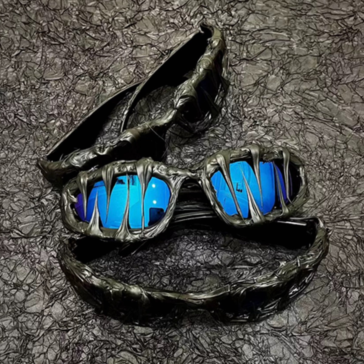 Asymmetrical Edgy Handmade Resin Sunglasses Unique Mutant Personality Venom Halloween Fashion Statement Sun Glasses